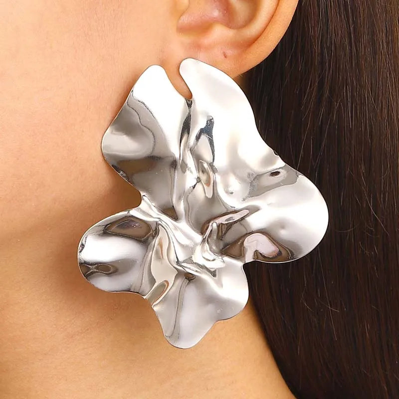 Vintage Metal Irregular Pleated Stud Earrings for Women Exaggerated Gold Color Large Geometric Statement Earrings Party Jewelry